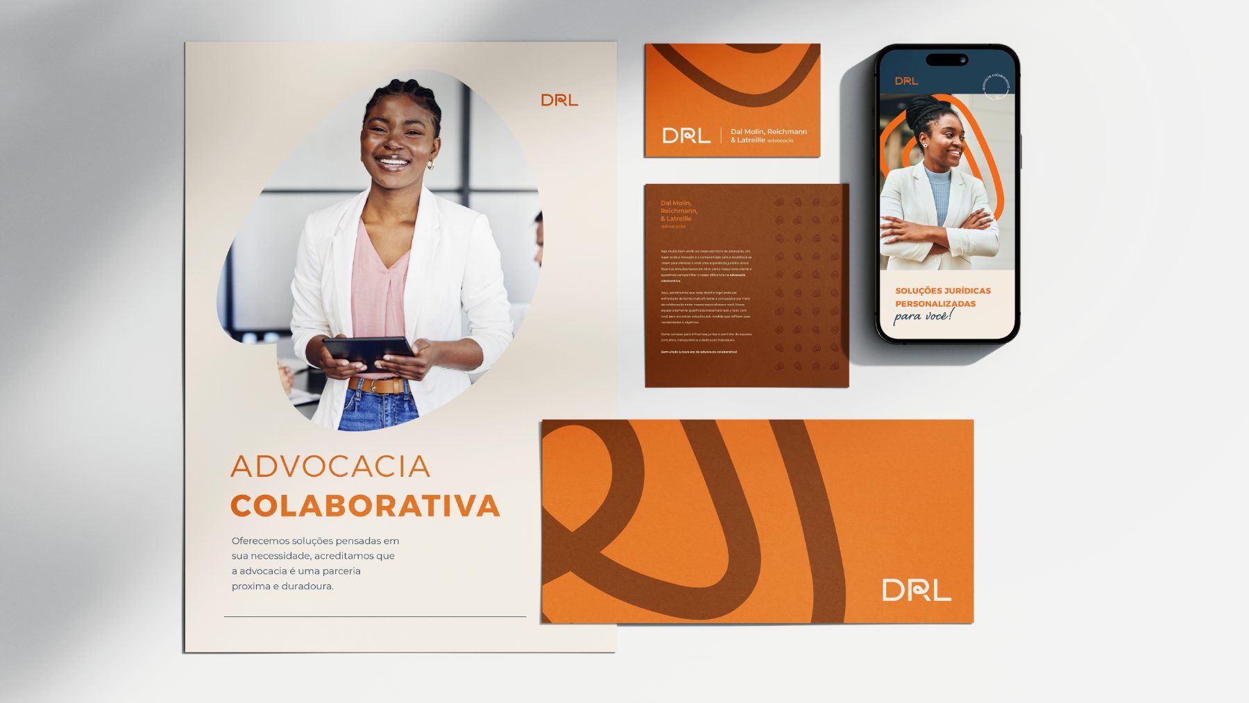 Peças impressas com a identidade da DRL Advocacia